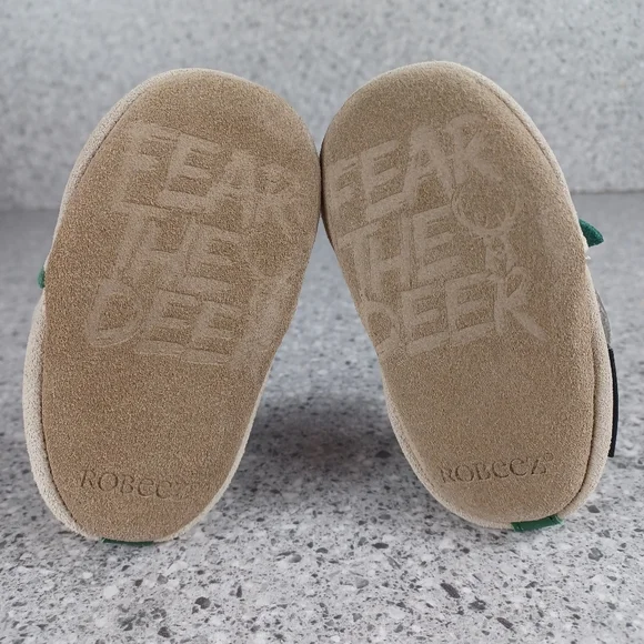 NBA Milwaukee Bucks Robeez Infant Baby Soft Shoes 0-6 months or 12-18 months - Picture 7 of 13